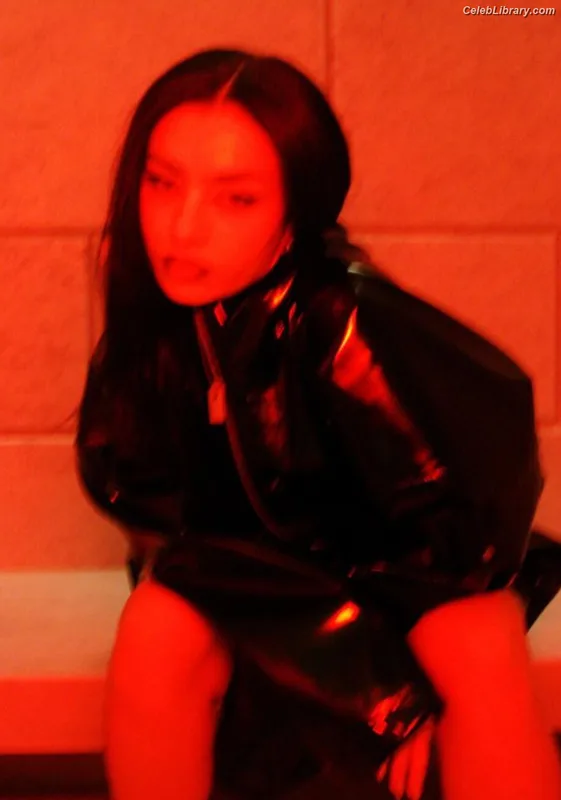 Charli XCX photo 19 of 2701