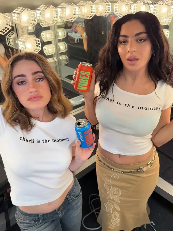 Charli XCX photo 16 of 2701