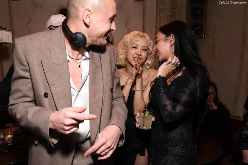 Charli XCX photo 22 of 2701