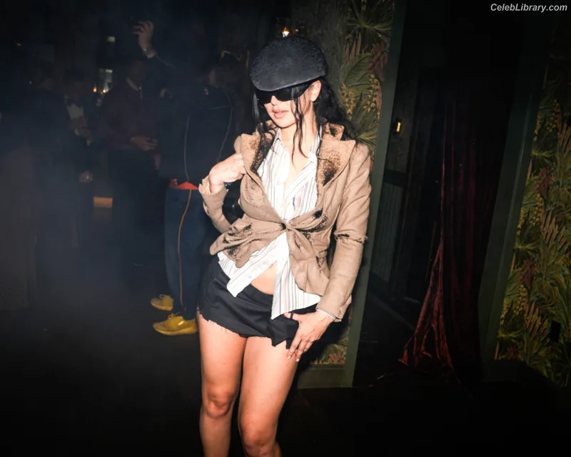 Charli XCX photo 15 of 2701
