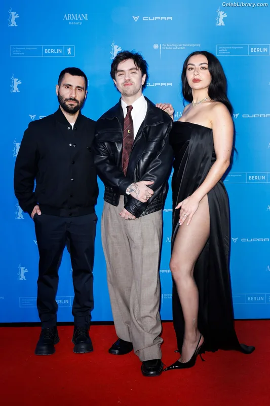Charli XCX photo 6 of 2701