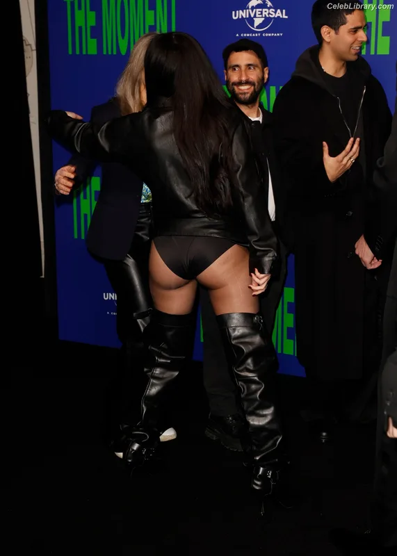 Charli XCX photo 13 of 2701