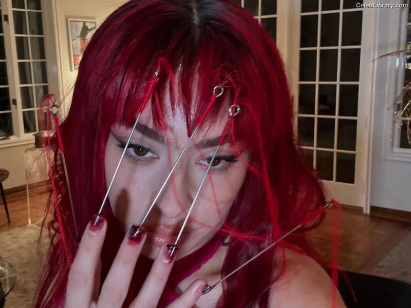Charli XCX photo 17 of 2701