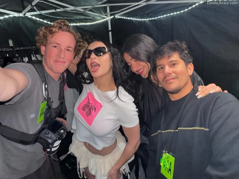 Charli XCX photo 3 of 2701