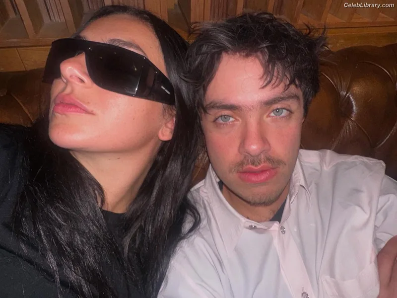 Charli XCX photo 10 of 2701