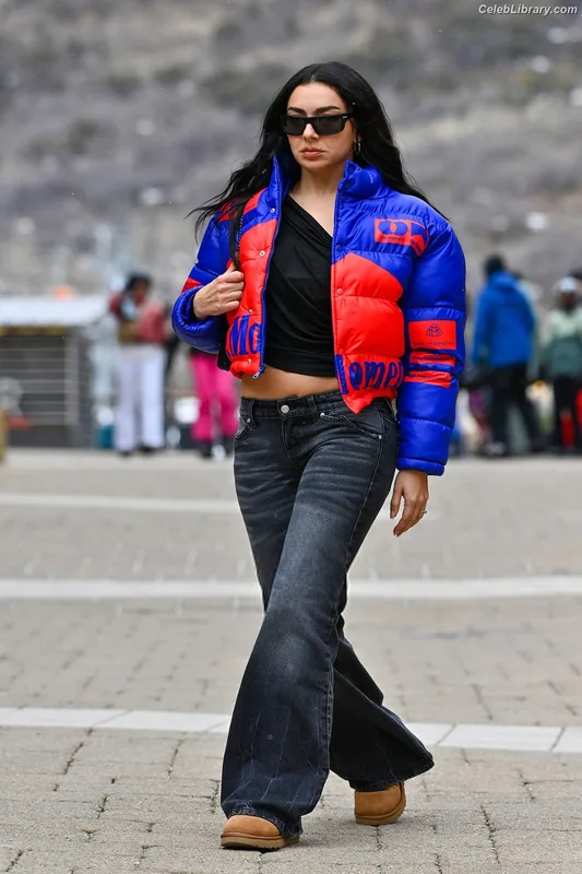 Charli XCX photo 4 of 2701