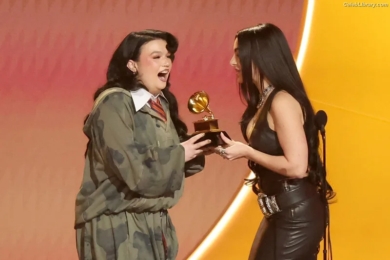 Charli XCX photo 22 of 2701