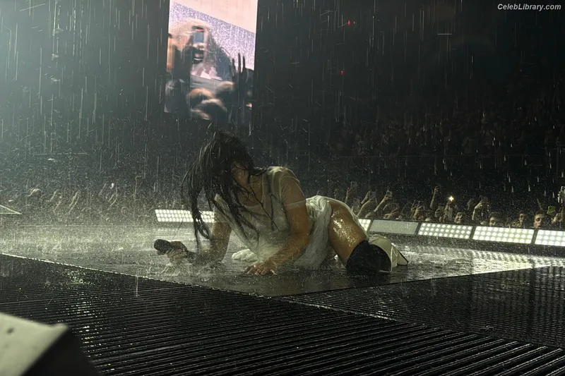 Charli XCX photo 11 of 2701