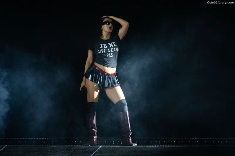 Charli XCX photo 3 of 2701