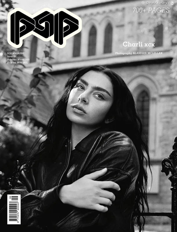 Charli XCX photo 4 of 2701