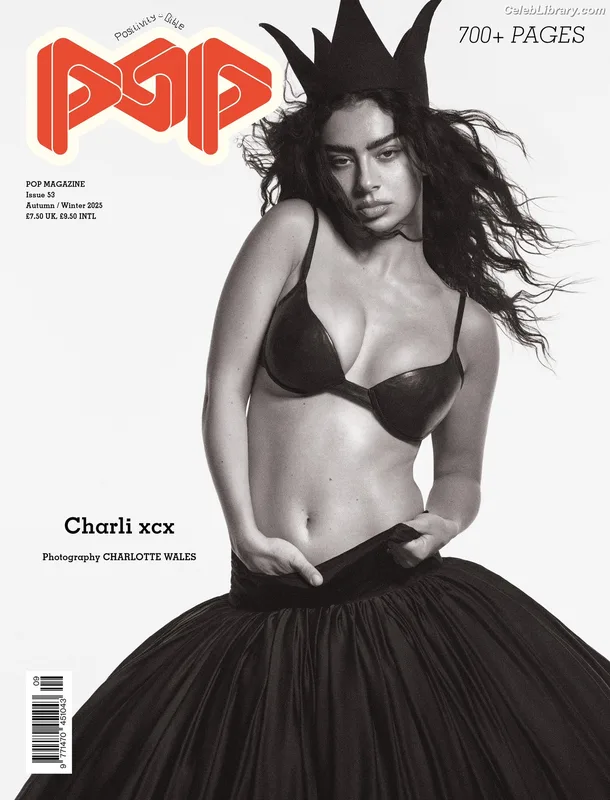 Charli XCX photo 6 of 2701