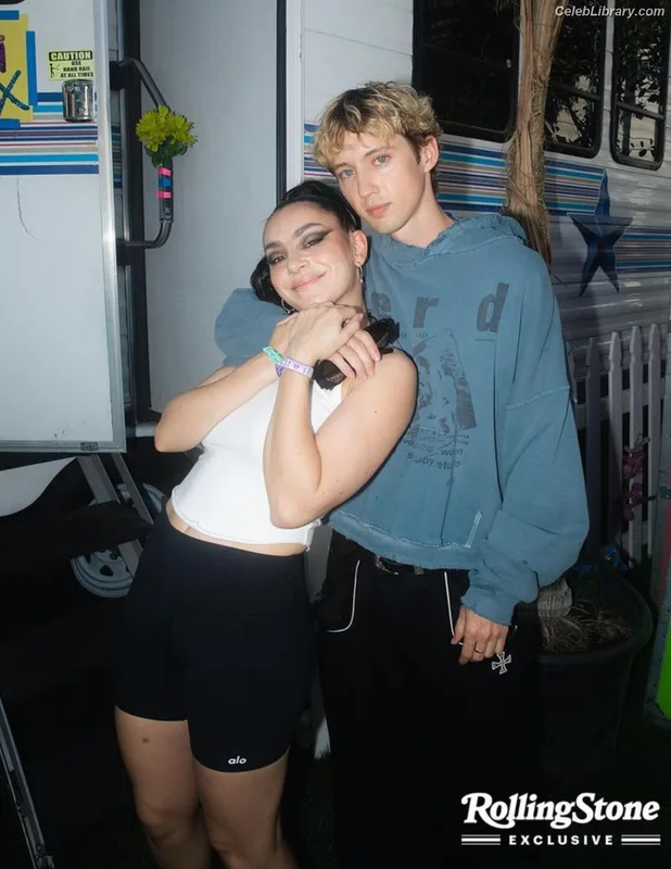 Charli XCX photo 18 of 2701