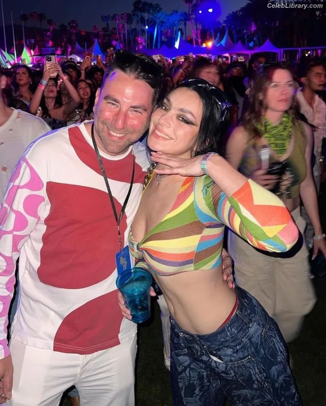 Charli XCX photo 22 of 2701