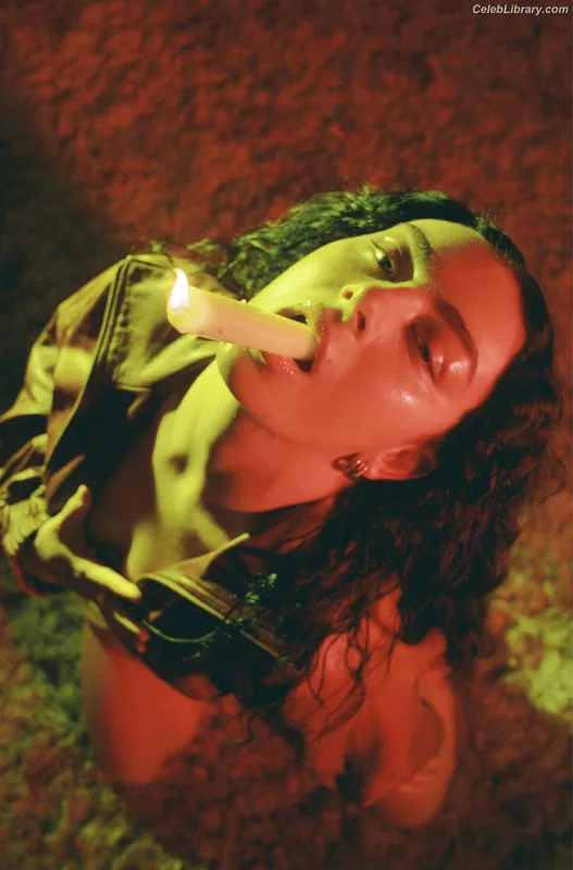 Charli XCX photo 14 of 2701