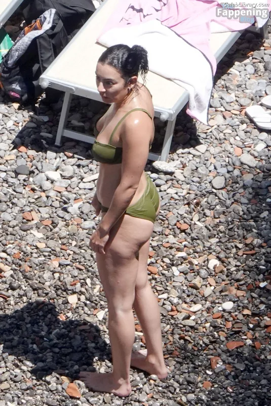 Charli XCX photo 15 of 2701