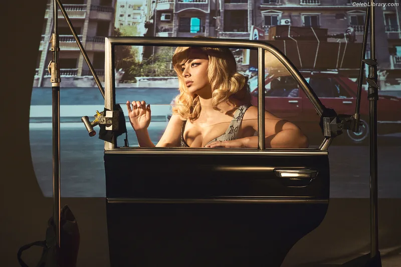 Charli XCX photo 3 of 2701