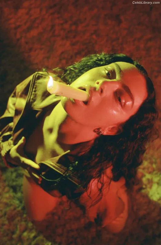 Charli XCX photo 11 of 2701