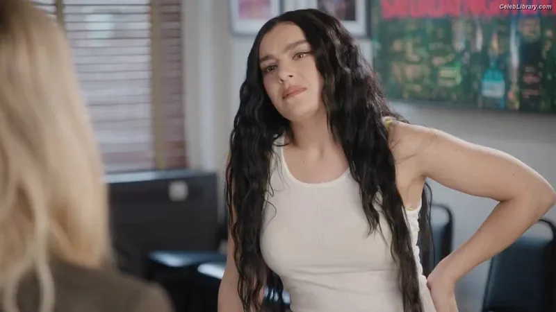 Charli XCX photo 8 of 2701