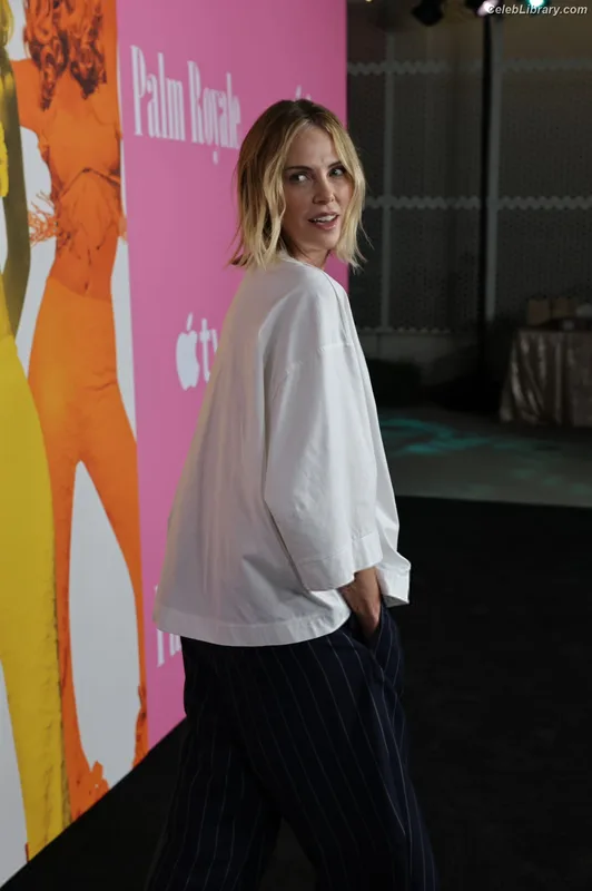 Charlize Theron photo 14 of 884
