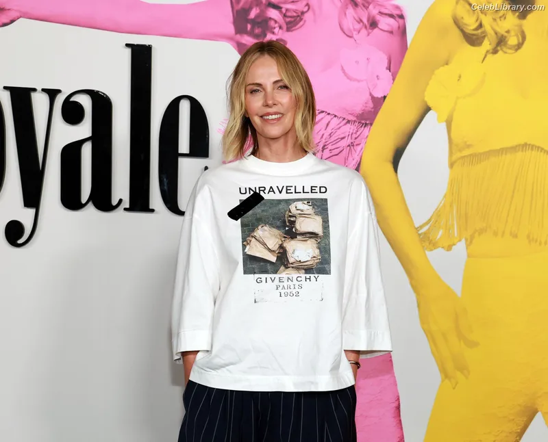 Charlize Theron photo 16 of 884