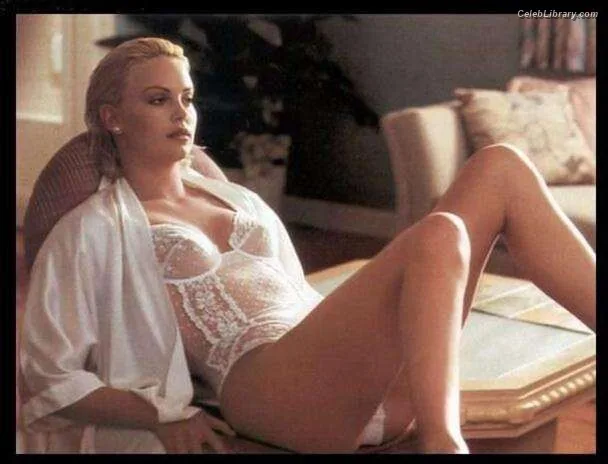 Charlize Theron photo 2 of 884