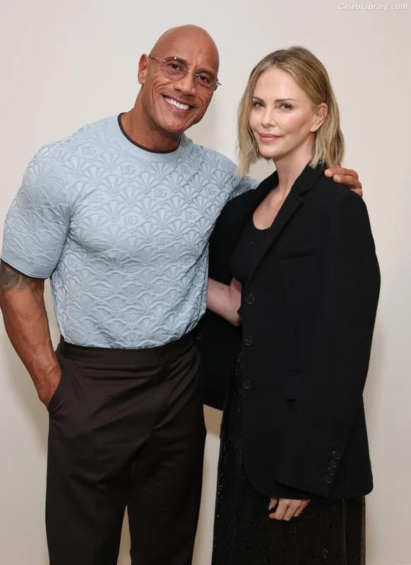 Charlize Theron photo 24 of 884
