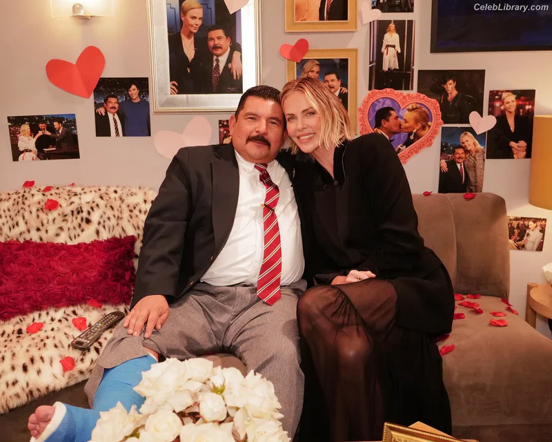 Charlize Theron photo 20 of 884