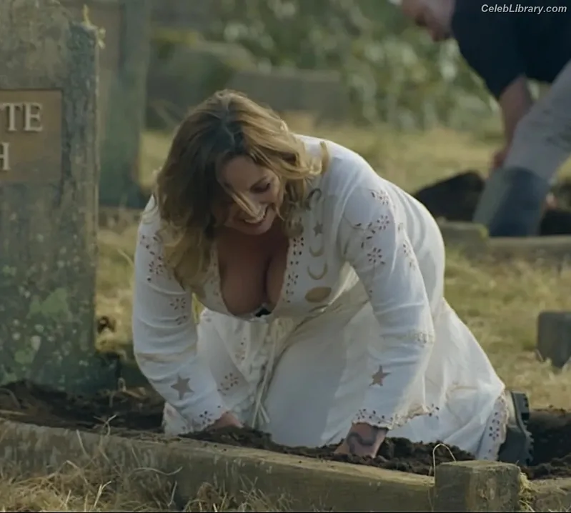 Charlotte Church photo 6 of 80