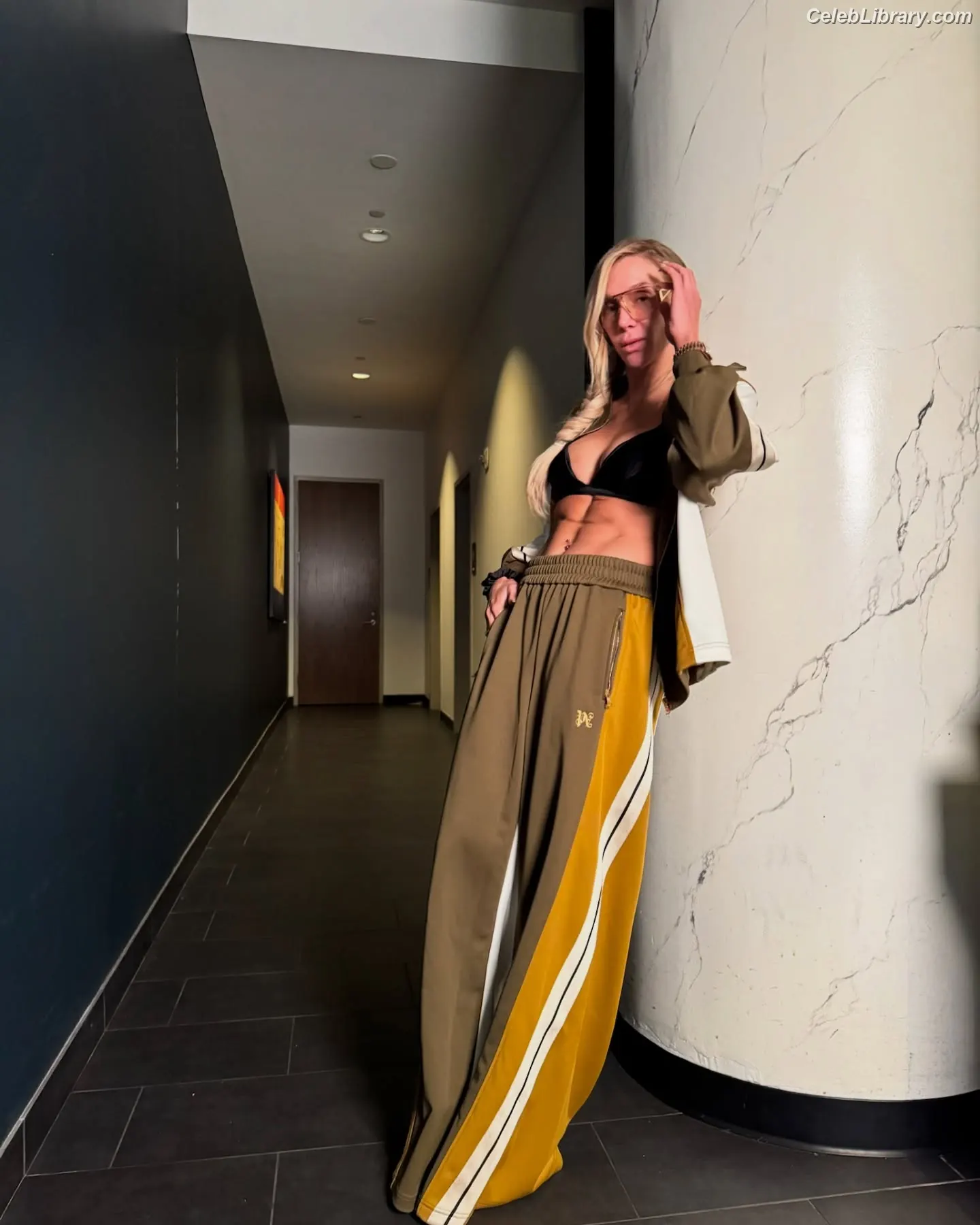Charlotte Flair photo 9 of 715
