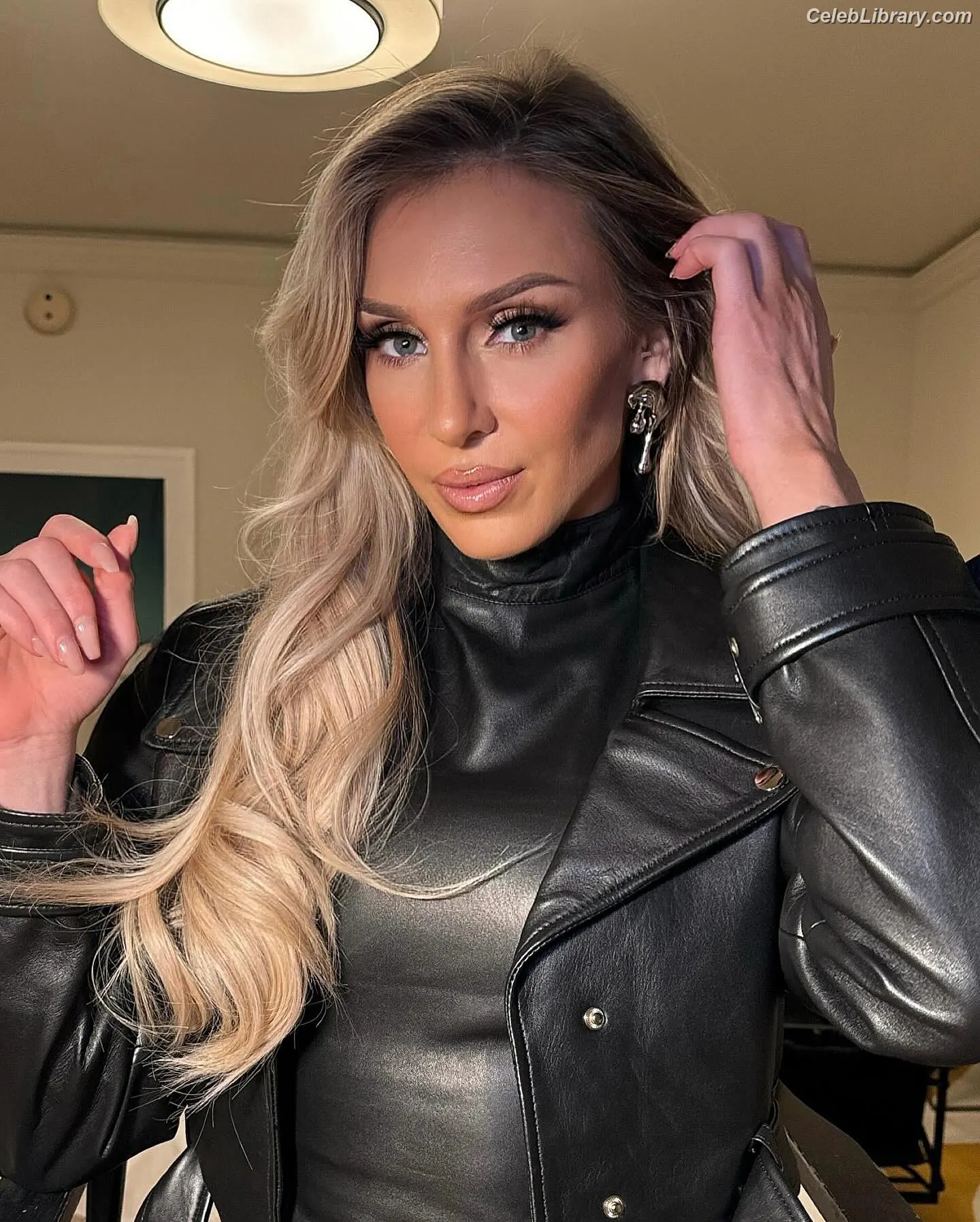 Charlotte Flair photo 7 of 715