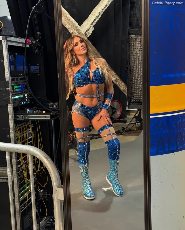 Charlotte Flair photo 3 of 717
