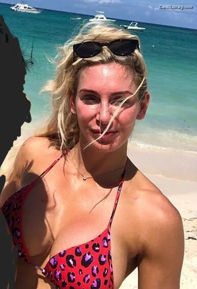 Charlotte Flair photo 24 of 717