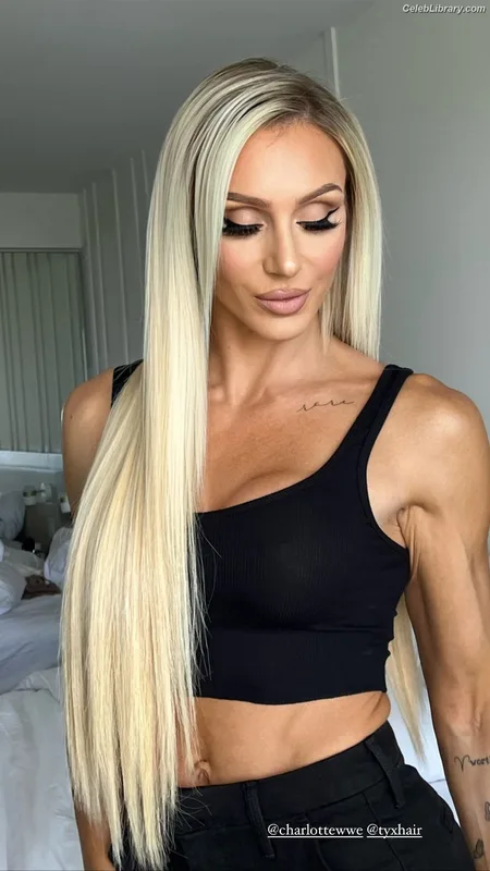 Charlotte Flair photo 20 of 717