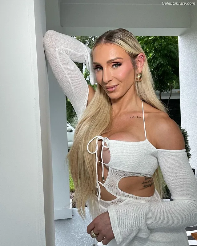 Charlotte Flair photo 15 of 717