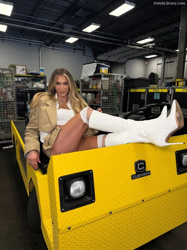 Charlotte Flair photo 17 of 717