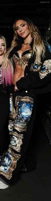 Charlotte Flair photo 9 of 717