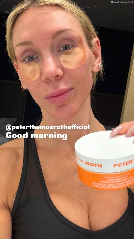 Charlotte Flair photo 13 of 717