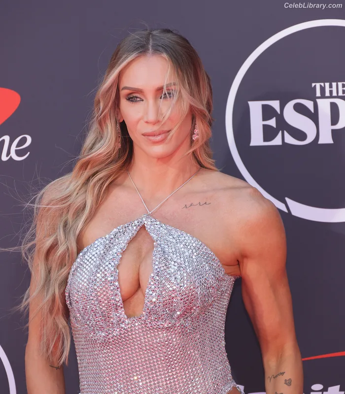 Charlotte Flair photo 8 of 717