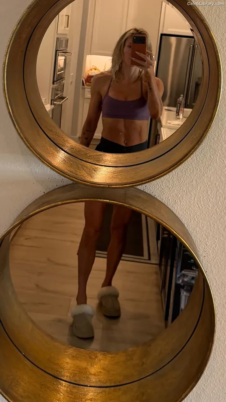 Charlotte Flair photo 12 of 717