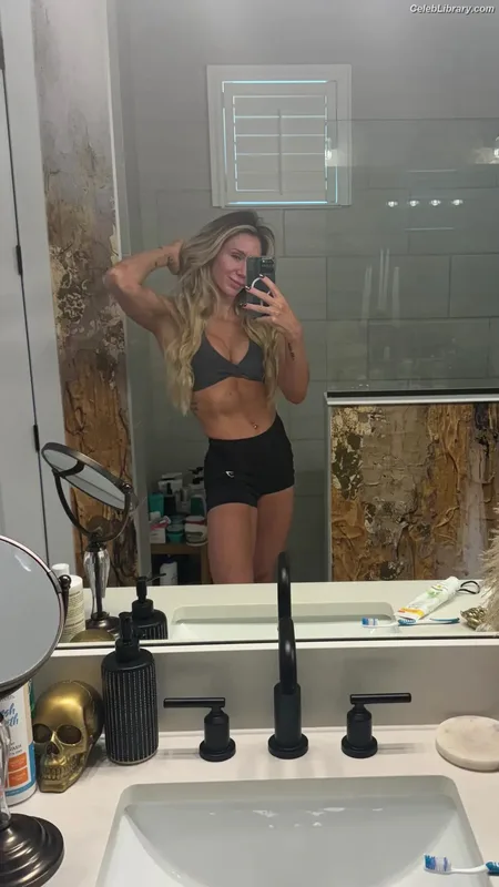 Charlotte Flair photo 17 of 717