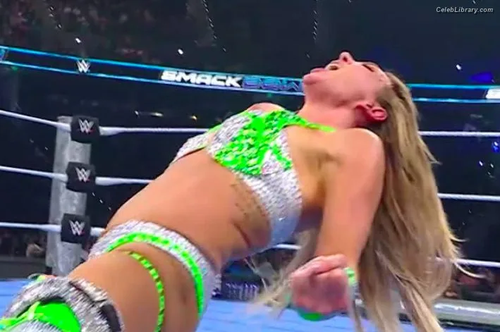 Charlotte Flair photo 3 of 717