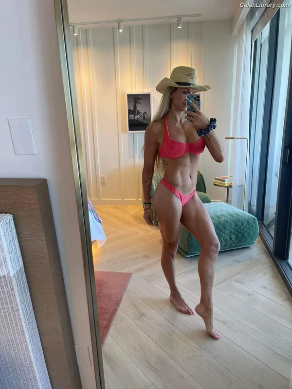 Charlotte Flair photo 17 of 717