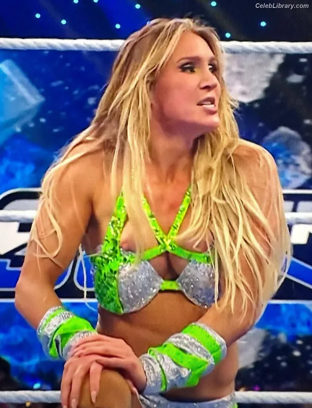 Charlotte Flair photo 5 of 717