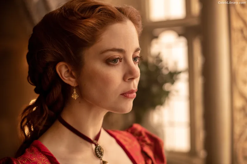 Charlotte Hope photo 3 of 23