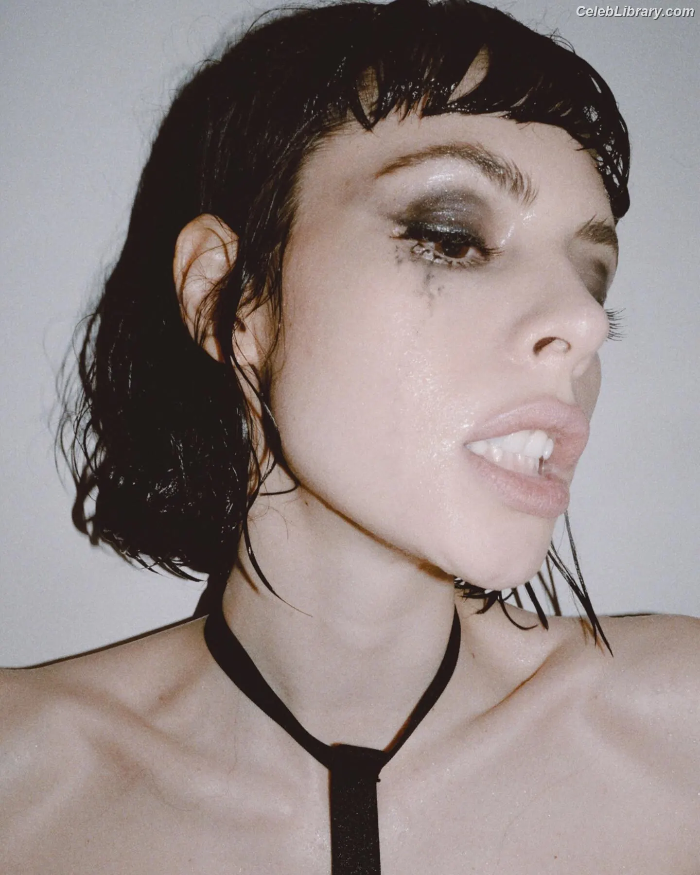 Charlotte Kemp Muhl photo 9 of 95