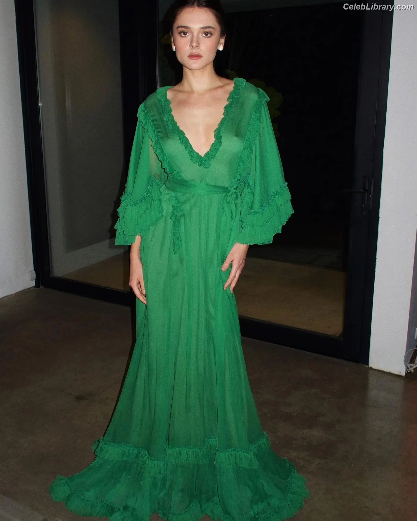 Charlotte Lawrence photo 9 of 714