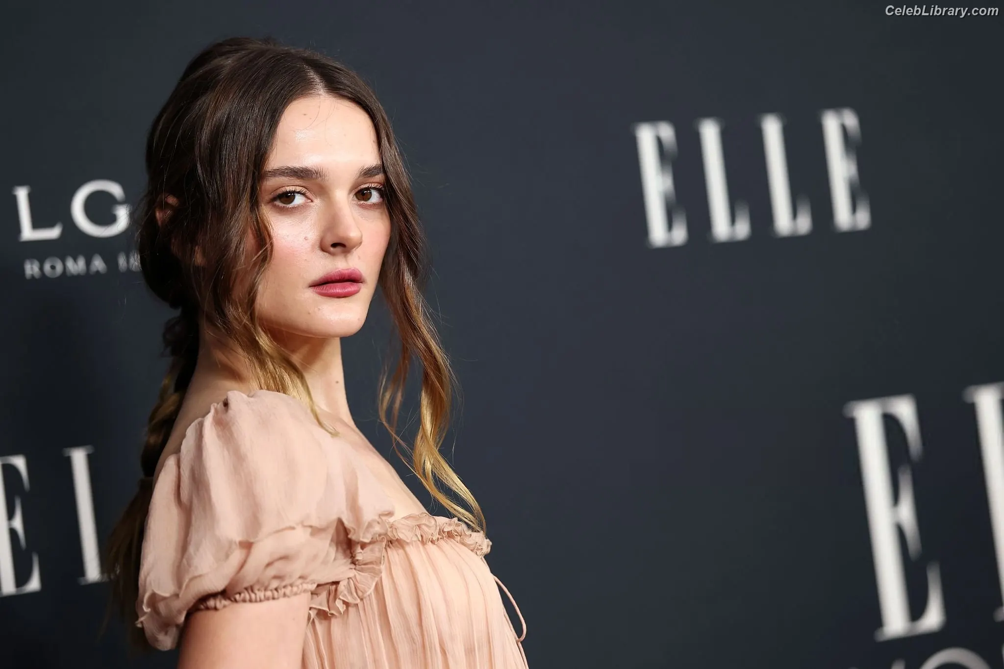 Charlotte Lawrence photo 8 of 714
