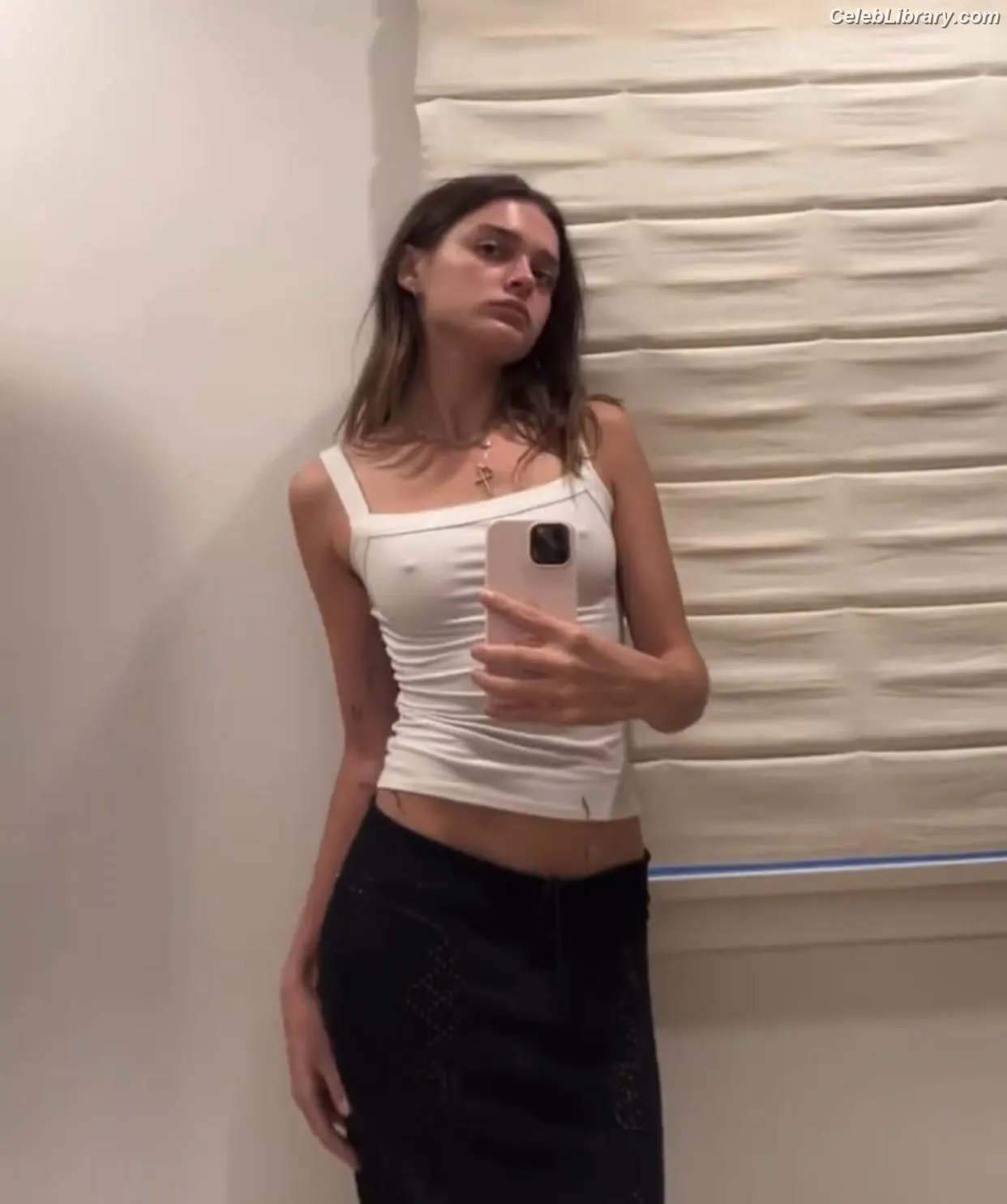 Charlotte Lawrence photo 3 of 714