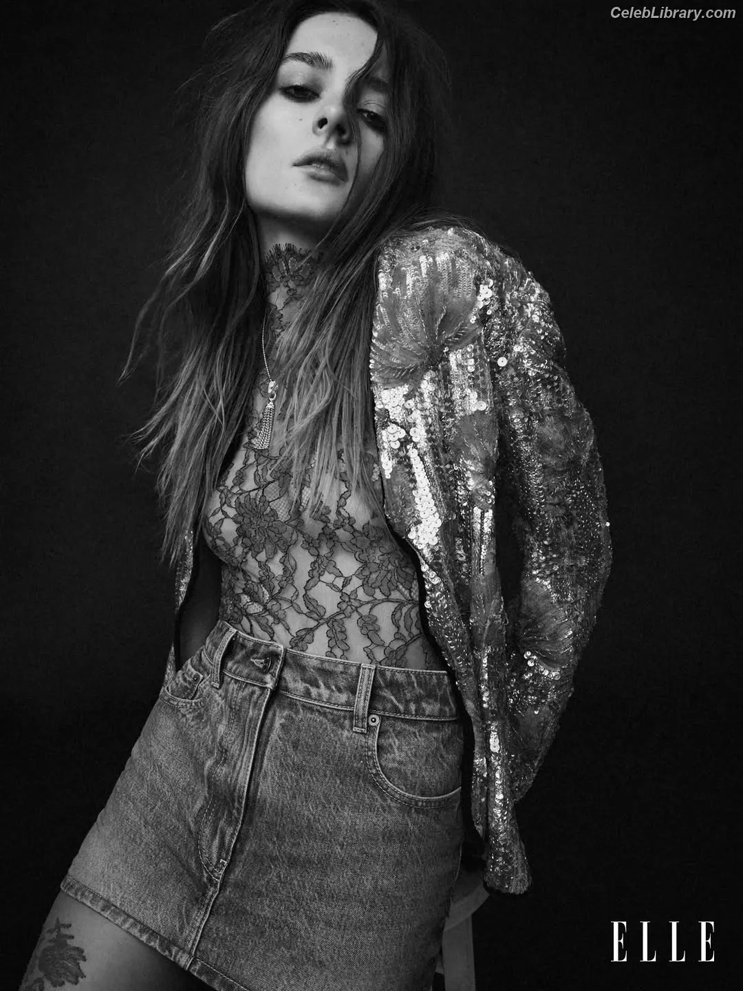 Charlotte Lawrence photo 12 of 714