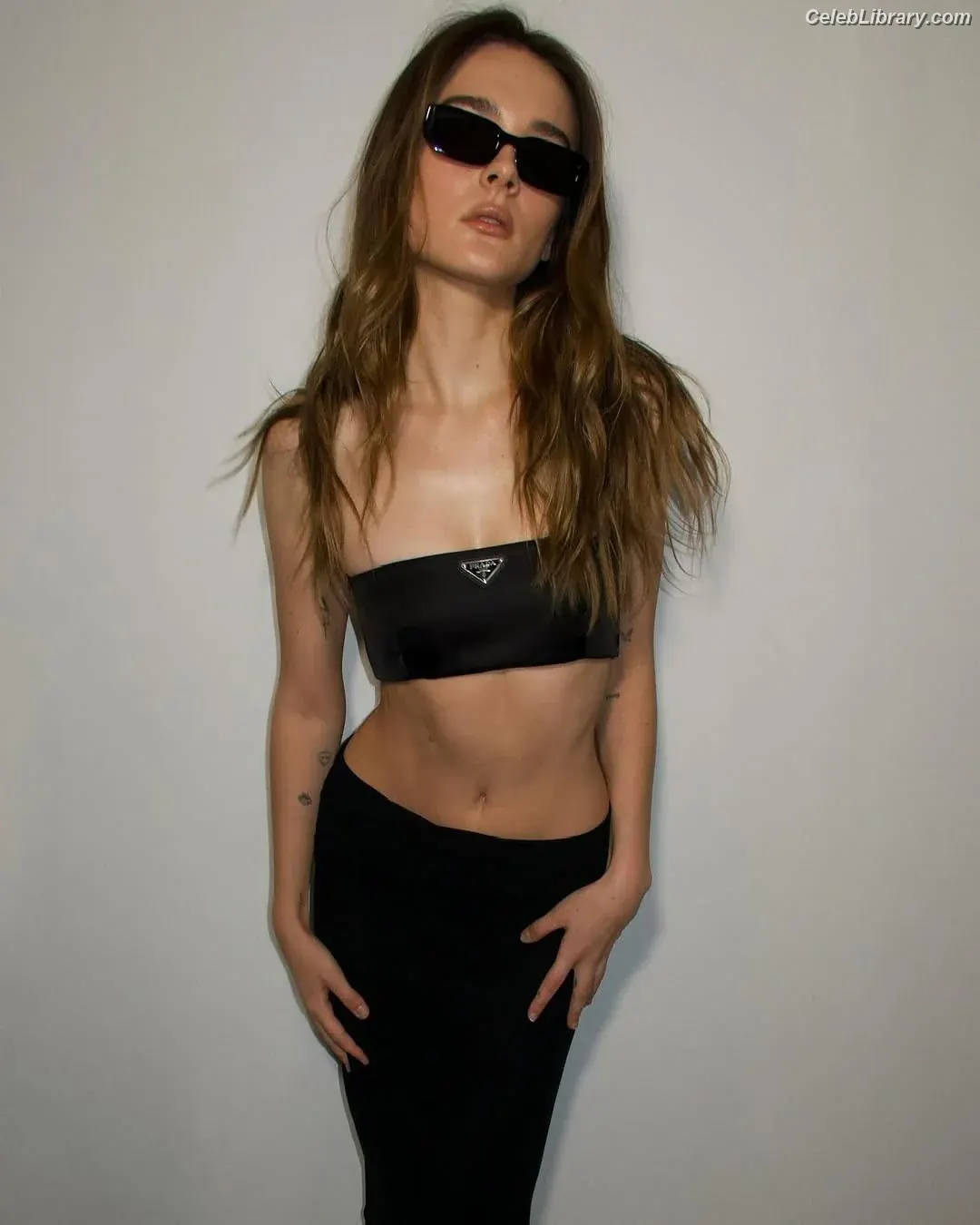 Charlotte Lawrence photo 20 of 714